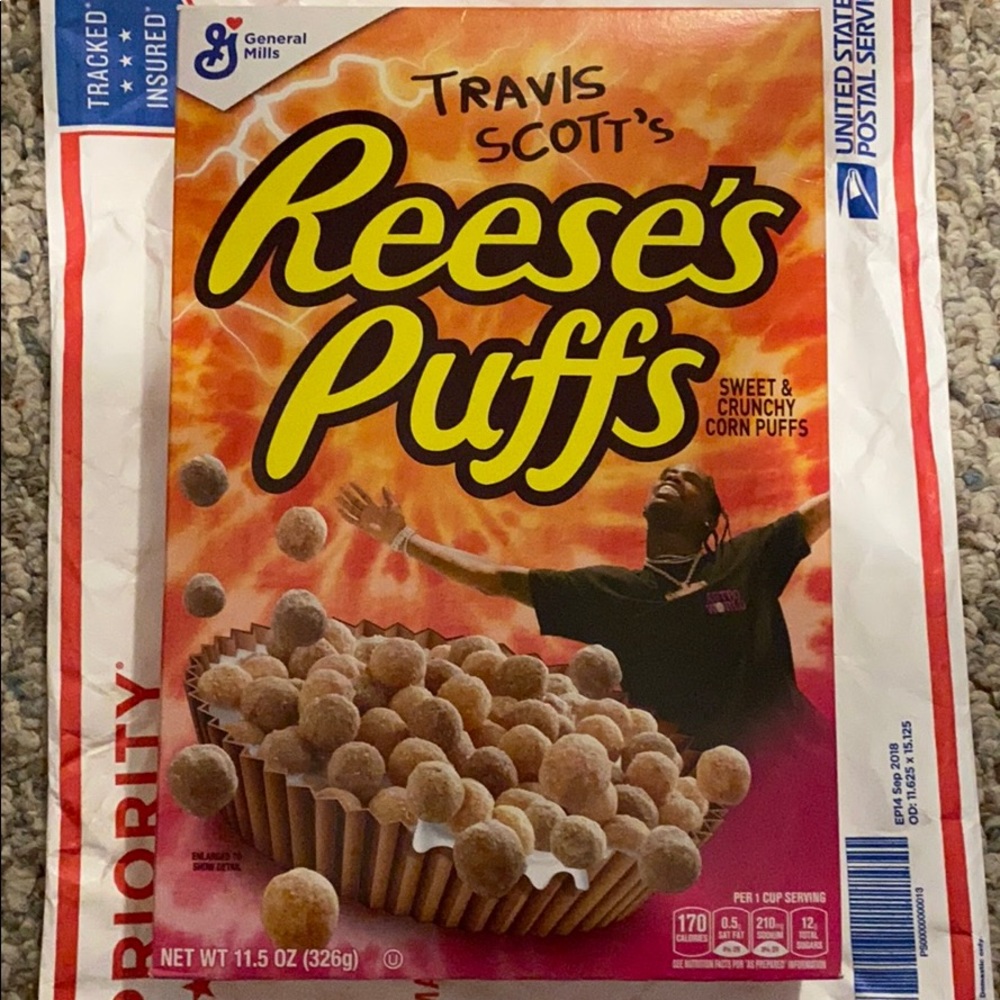 🟨[ LIMITED ] Travis Scott’s Reece’s Puffs🟨